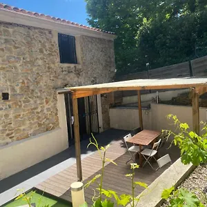  Hébergement de vacances Maison A 10min De La